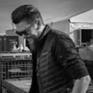 Meet your Posher, Justin